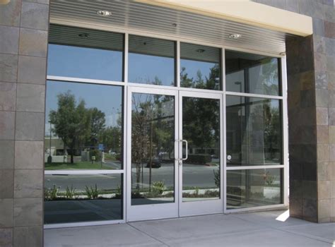China High Quality Customized Commercial Aluminum Storefront Doors And