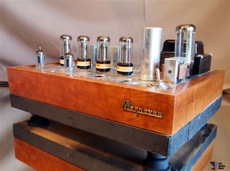 magnavox stereo tube amp luscious sounding photo   audio mart