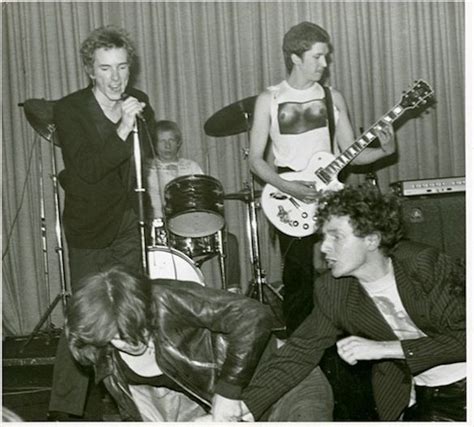 johnny rotten paul cook and steve jones play on as their manager