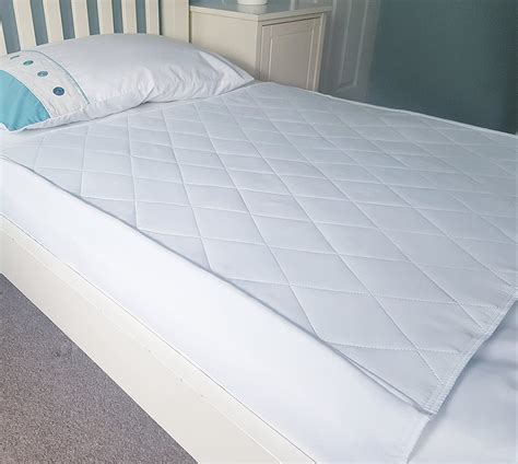waterproof bed pad with tucks 2 pack by guardedsleep premium