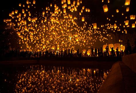 thousands  lanterns    night sky   lantern festival