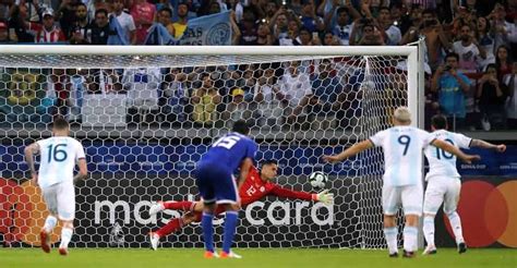 Messi Penalty Armani Save Secure Lucky Draw For Argentina Copa