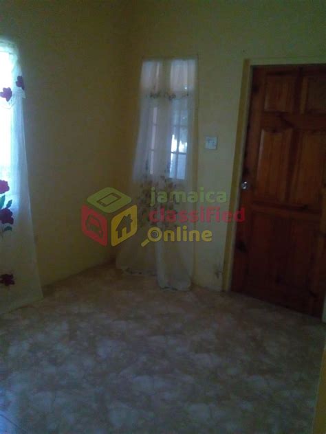 1 Bedroom Own Convenience For Couple No Singles For Rent