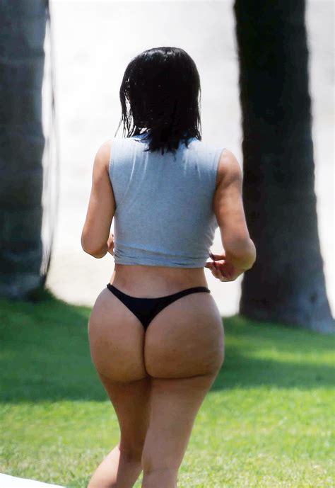 Kim Kardashian Huge Ass Thong In Mexico 04 24 17