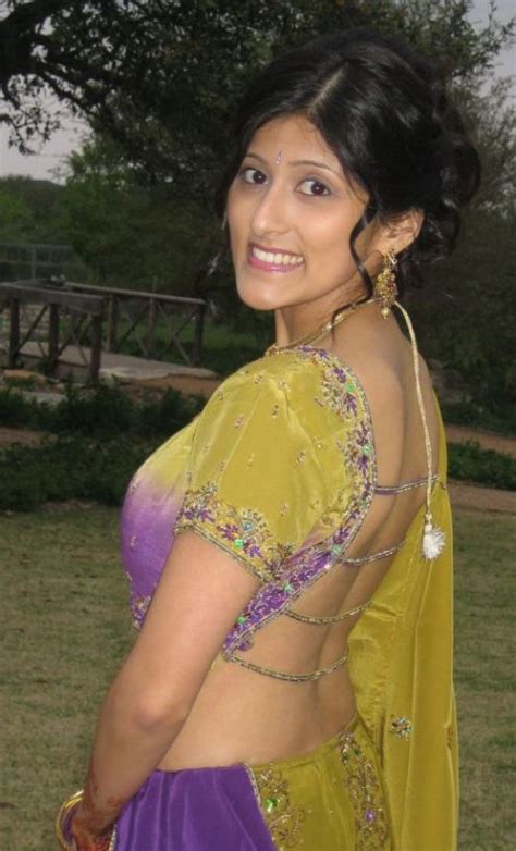 South Indian Aunty In Saree Image 4 Fap