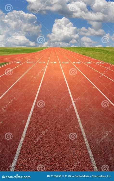 running track royalty  stock images image