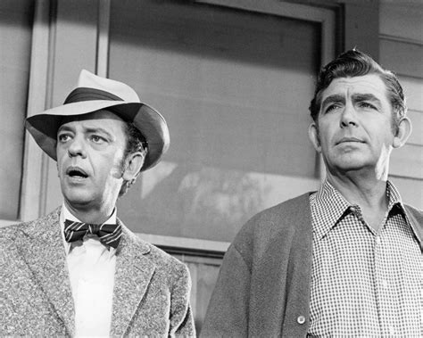 how tall was don knotts—his build was perfect for comedic acting