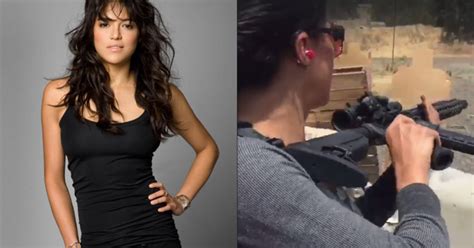 we can t stop watching badass babe michelle rodriguez go absolutely ham