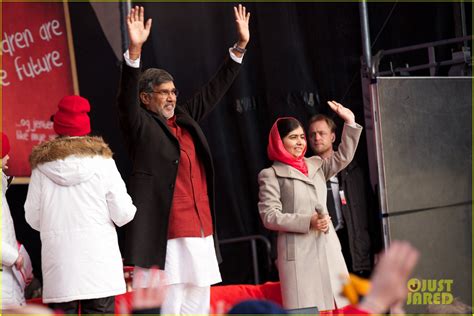 activist malala yousafzai accepts nobel peace prize in norway photo