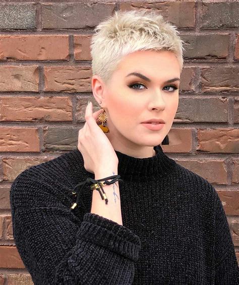 Gorgeous Short Haircuts For Women 2019 55