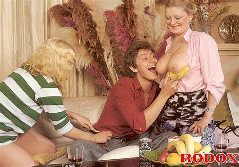 two busty retro ladies having fun with a big dick ass point