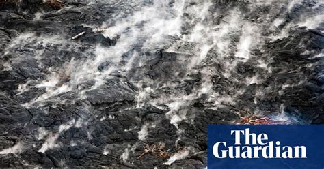 Lava Flows From Kilauea Volcano In Hawaii In Pictures Us News The
