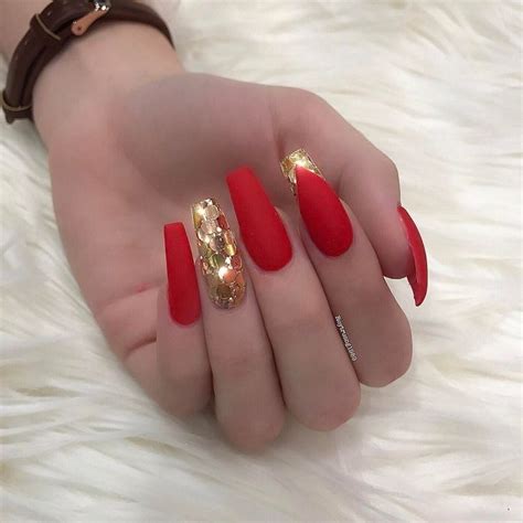 Red And Gold Nails Red Nails Glitter Nails Hair And Nails Red