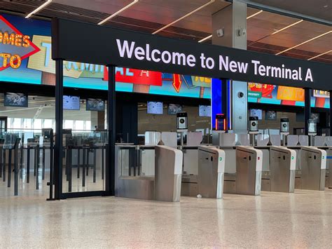 newark liberty international airport celebrates completion   terminal