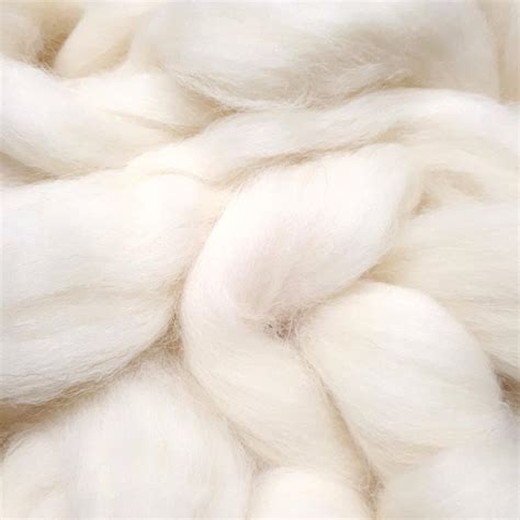 organic uk white wool top gm fibres  handweavers studio
