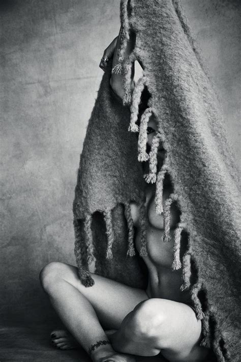 stephanie seymour nude sexy bandw photos by patrick demarchelier