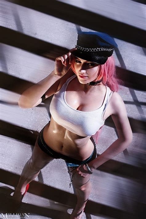 cosplay cutie of the week final fight s poison
