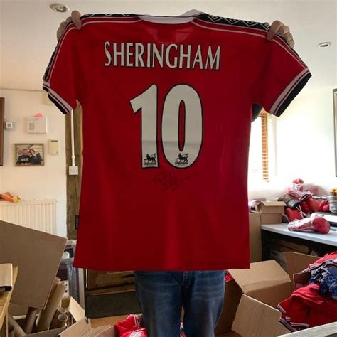 manchester united legend signed teddy sheringham number  shirt