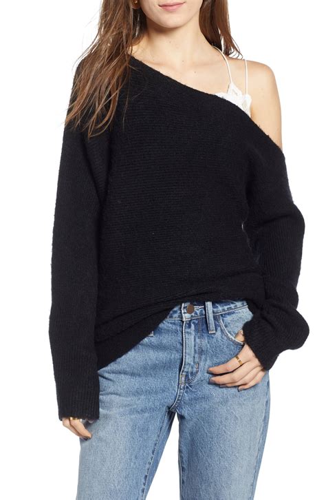 Pull Off One Shoulder Looks With This Reader Favorite Sweater