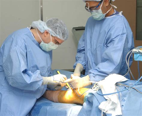 qualities      orthopaedic surgeon musealesdetourouvre