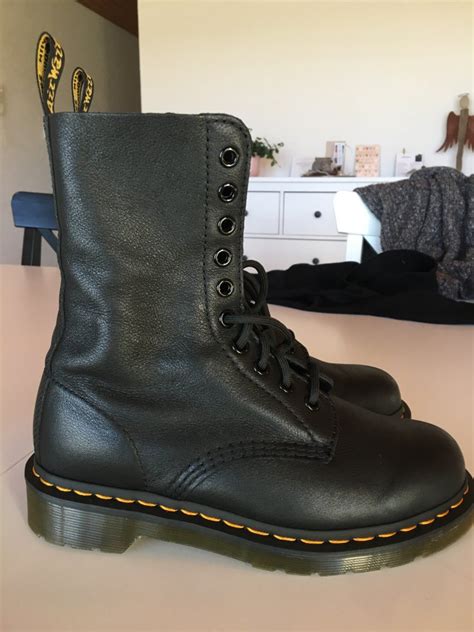 dr martens  virginia black kleiderkorbch