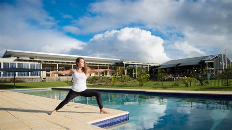 yoga retreat byron bay byron bay yoga byron yoga centre nsw australia