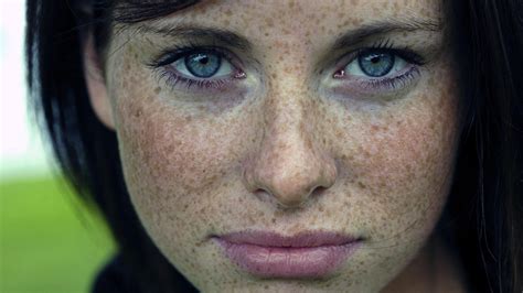 1920x1080 1920x1080 Freckles Blue Eyes Brunette Face Wallpaper