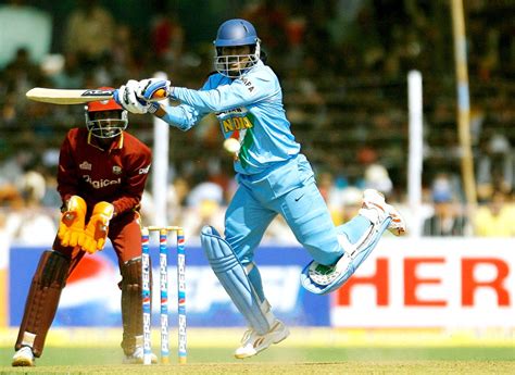 ms dhoni doesnt      helicopter shot explains  reason