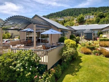 queenstown hotels  cancellation  price lists reviews    hotels