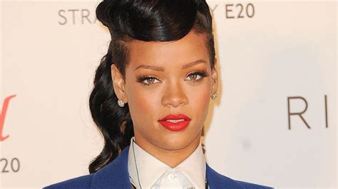 rihanna has taken mercy on us by revealing more of what s in her makeup