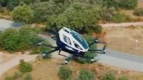 hype aviation spanish police trial mega drone   travel   mph