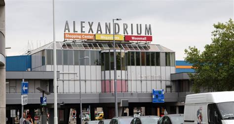 ondernemers alexandrium krijgen boete als ze niet eerder open gaan laaglandse courant