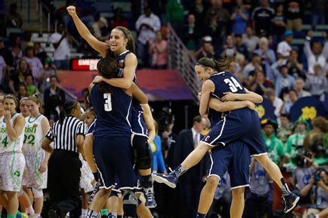 uconn beats notre dame in women s final four the new york times