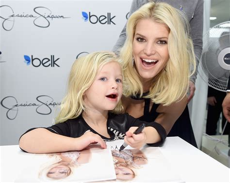 jessica simpson is being mommy shamed over instagrams of her daughter