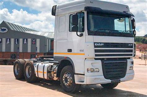 daf xf excellent condition double axle truck tractors trucks  sale  gauteng