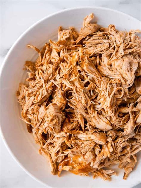 slow cooker mexican shredded chicken girl   iron cast