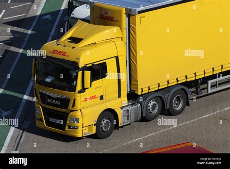 dhl lorry  res stock photography  images alamy