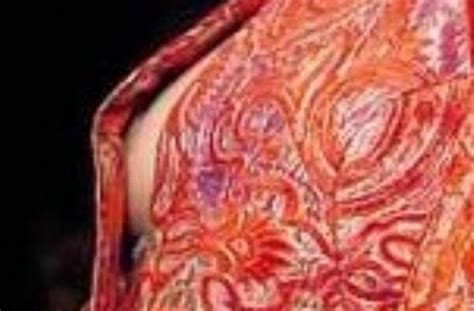 naughty celebrity deepika padukone real nipple slip