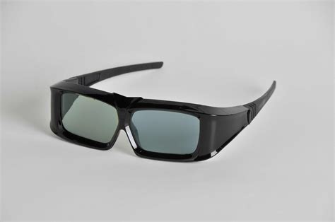 Xpand Debuts Universal 3d Glasses