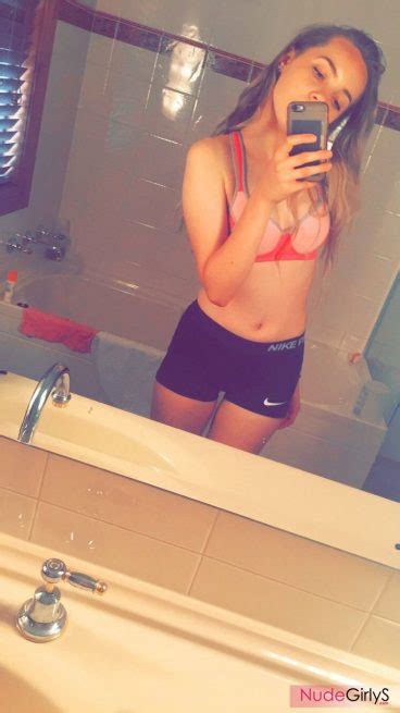 naked teen snapchat selfies leaked