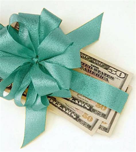 money   gift  amounts  birthdays hubpages