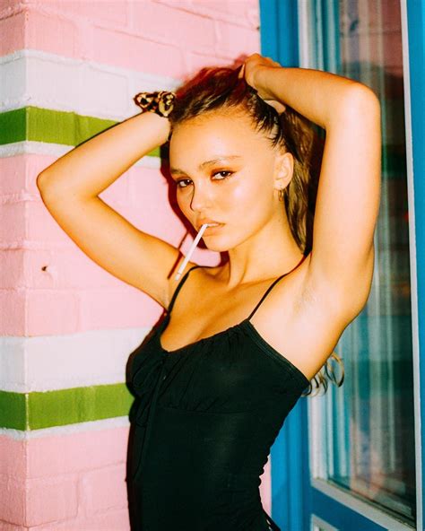 lily rose depp the fappening topless and sexy 8 photos the fappening