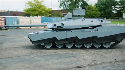 abrams  emerges   tank   future youtube video shows  driving autoevolution