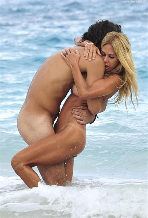 Nude Blonde Shauna Sand With Fake Boobs Giving Blowjob
