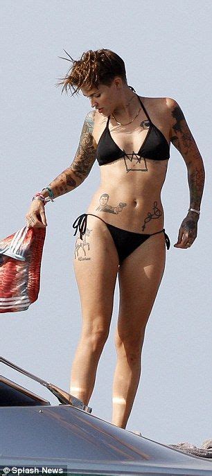 Oitnb Star Rubyrose Shows Off Tats In Ibiza As She