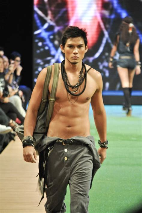 20 hot men at the philippine fashion week spring summer 2011 the best top