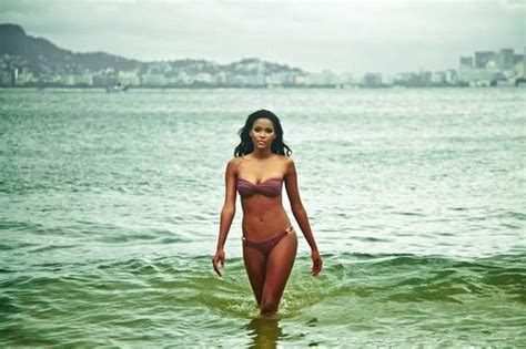 leila lopes barnorama