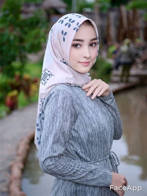 pin oleh krazix  faceapp   model pakaian hijab gaya hijab