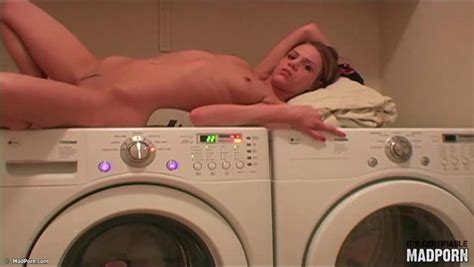 stunning body on babe riding the washing machine teen porn