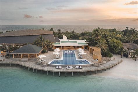 jw marriott maldives resort luxury resort foray travels